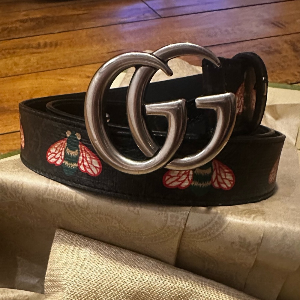 Gucci Bee Print Supreme Print Belt
